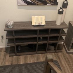 HALLOW WOOD BOOKSHELF 