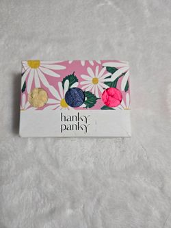 Hanky Panky Signature Lace plus original rise thongs set of 3