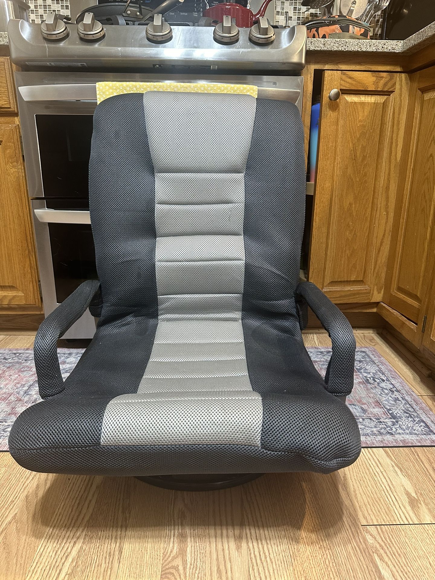 Swivel Gaming Chair 360 Degree Multipurpose Floor Chair Rocker