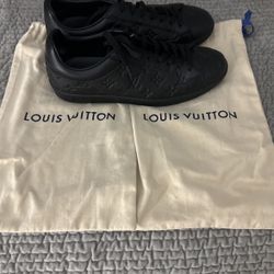 Louis Vuitton Men’s Shoes 