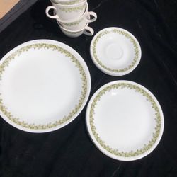 16-piece Vintage Coréale Livinware By Corning Spring Blossom Crazy Daisy Plates, Saucers And Cups