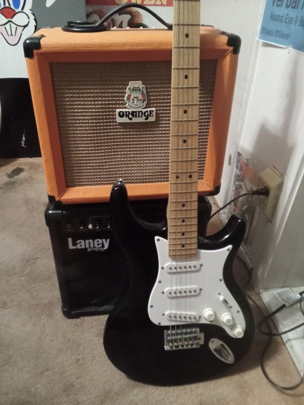 Two Amps One No Name Guitar