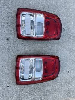 2022 Ram 2500 tail lights
