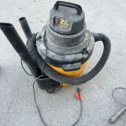 Shop-Vac 6.5 Peak HP Wet/Dry Vacuum 