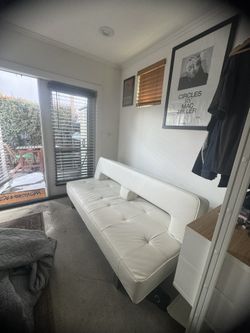 Modani Leather Futon