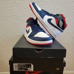 JORDAN 1 MID
SE USA