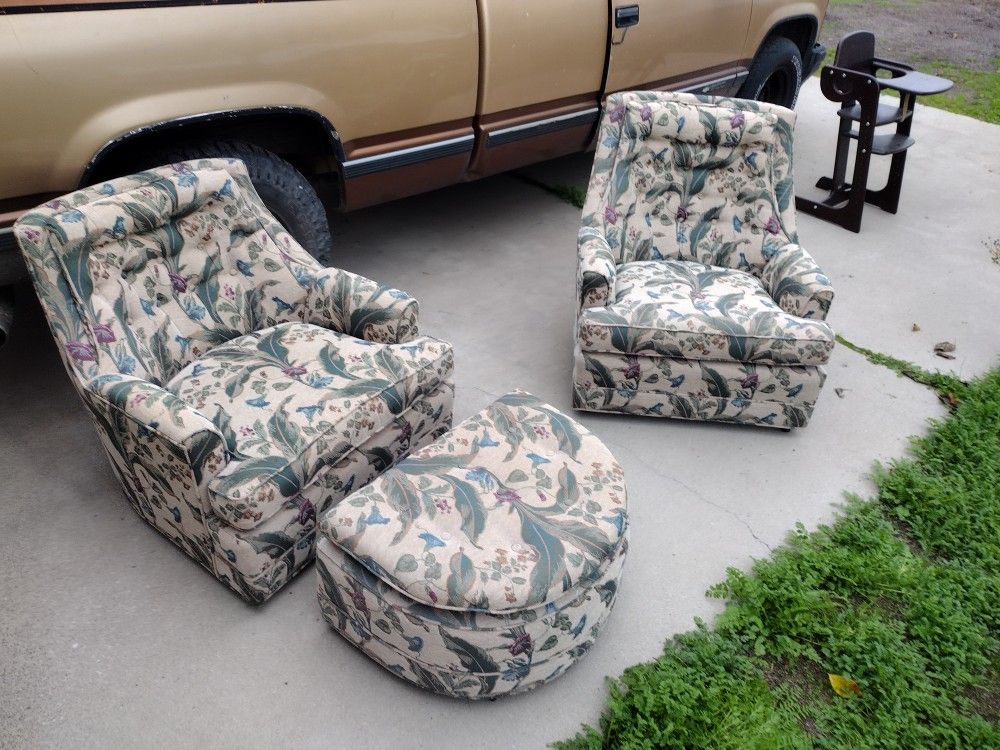 Two Chairs And Ottoman 