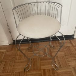 Shabby Chic Mid Century Vanity White Stool 