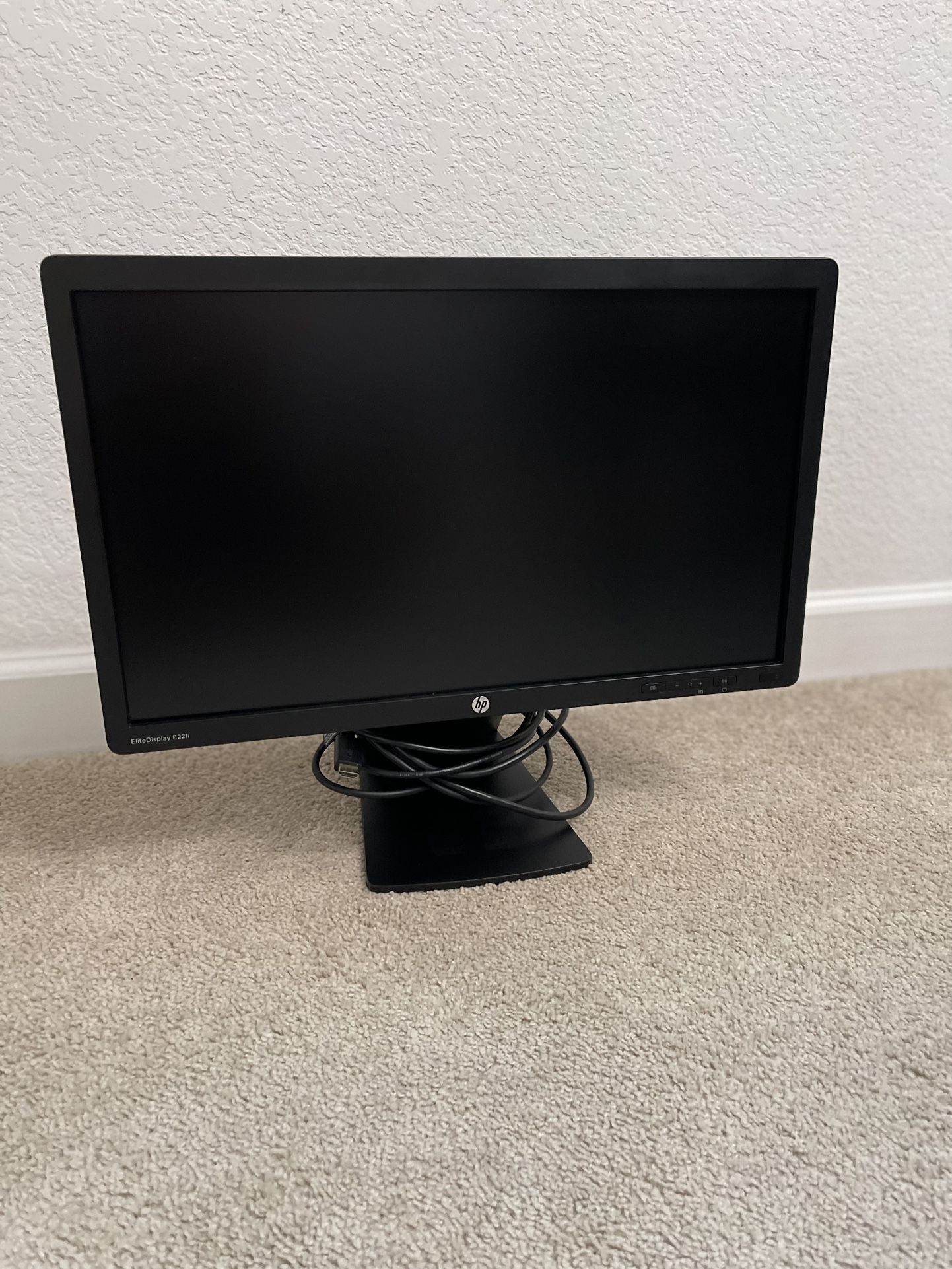 HP EliteDisplay E231 Monitor – 23” LED, Great Condition