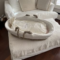 Baby Moses Basket And Rocking Stand