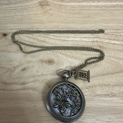 Vintage Butterfly Cage Pocket Watch – Collectible 🦋⏱️