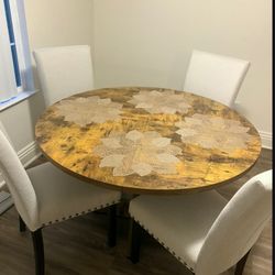 Dining table and 4 chairs