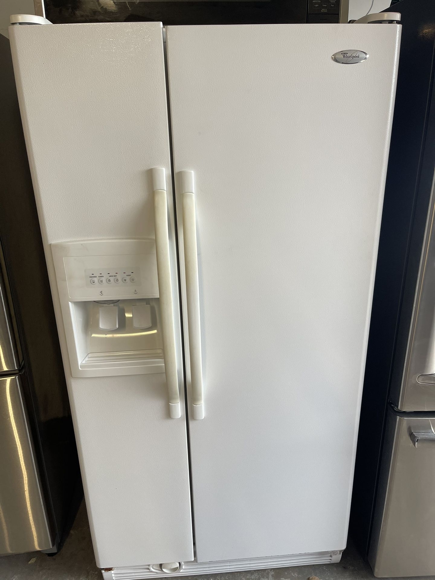 Refrigerator Works Great