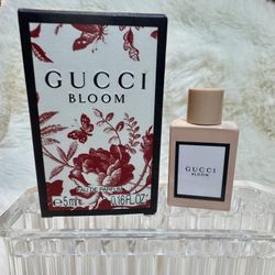 Gucci Bloom-5ML edp-Mini Dabber(NIB, AUTHENTIC)