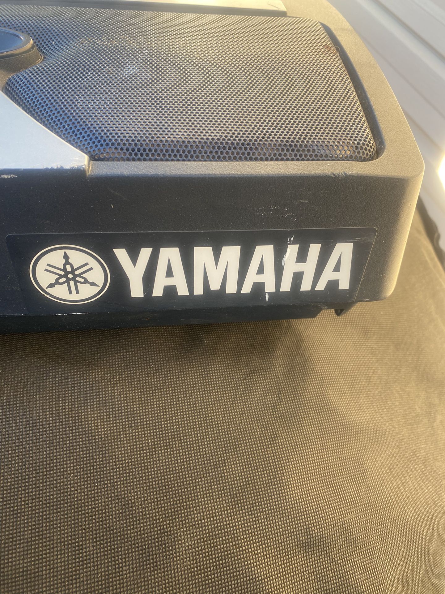 Yamaha Keyboard Piano