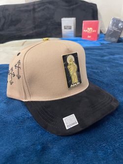 Perfumes y gorras 100% originales