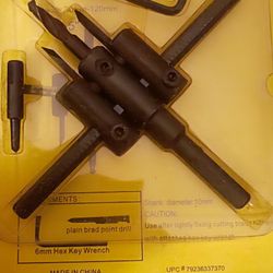 Adjustable Circle Hole Cutter / Cortador de agujeros circulares ajustable