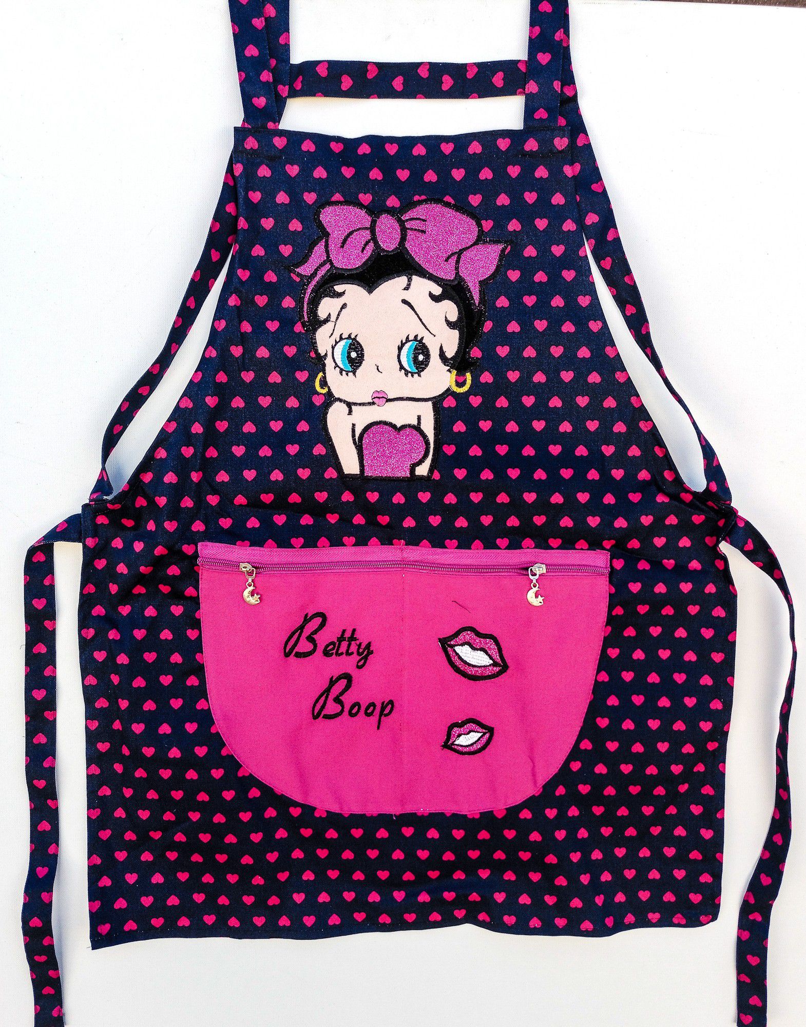 Betty boop Embroided Apron for Adult with zipper pockets on front