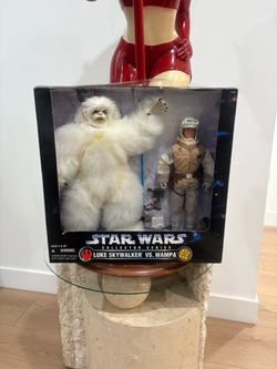 Kenner Star Wars Collector Series Luke Versus The Wampa Action Figure Set