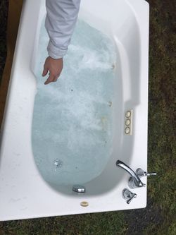Jacuzzi tub