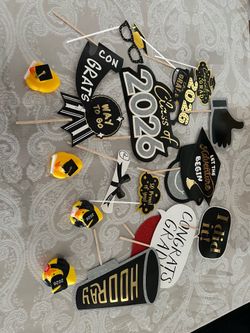 Graduation photo props