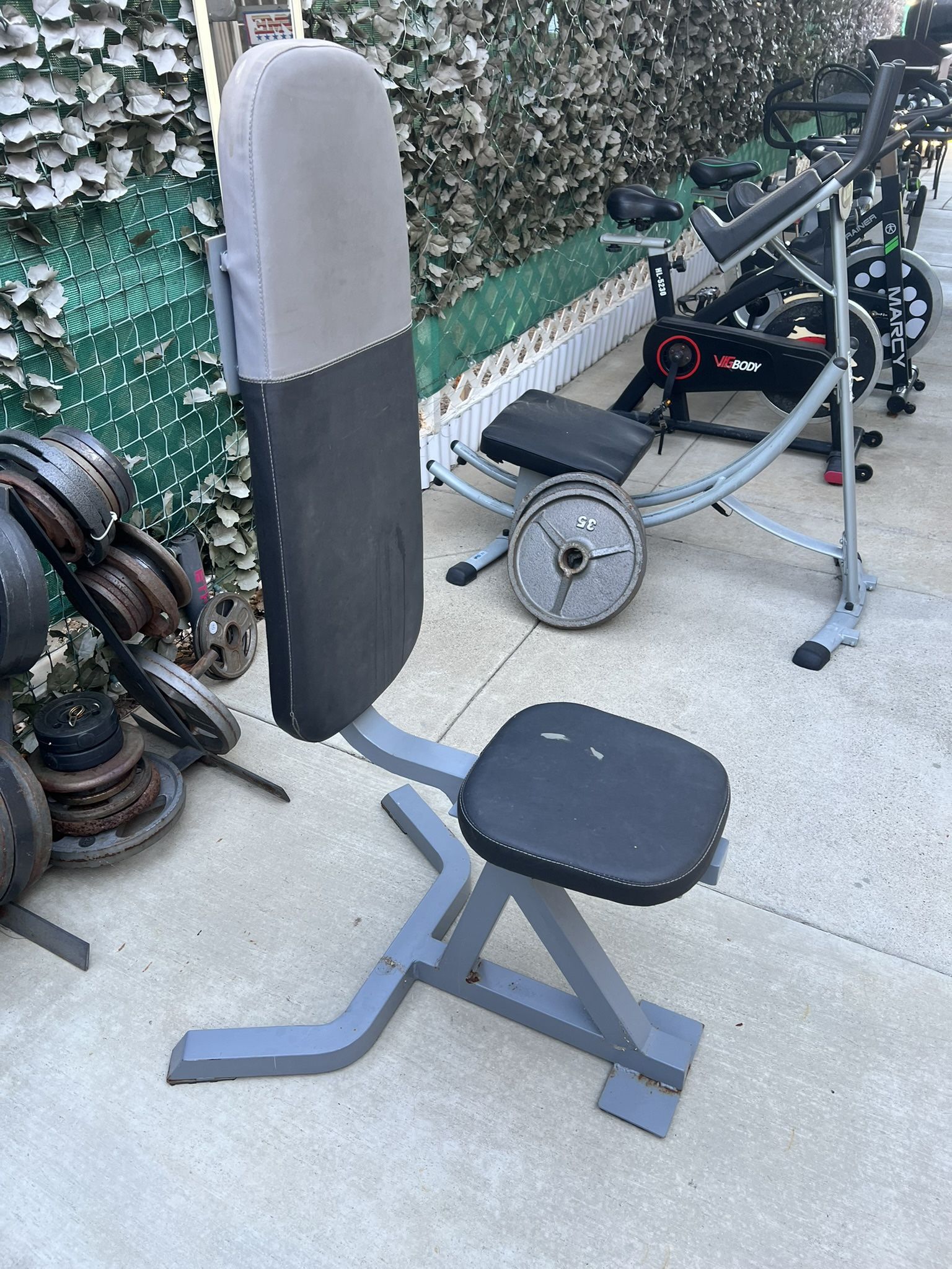 Weight Lifting Chair