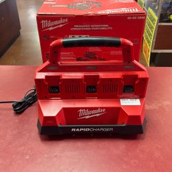 Milwaukee 48-59-1809 Rapid Charger 