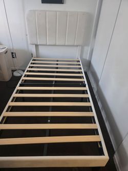 Free 2 sets of twin beds