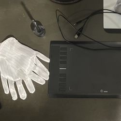 UGEE Graphics Drawing Tablet