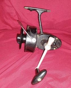 Vintage Garcia Mitchell 302 Salt Water Spinning Fishing Reel Made in France  for Sale in Santa Ana, CA - OfferUp