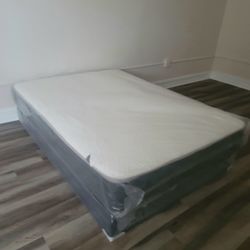 NEW FULL-SIZE MATTRESS AND BOX SPRING 💤