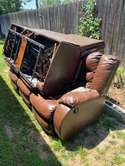 Free Reclining Sofas