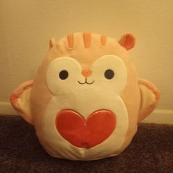 Squishmallows Gabourey Peach Flying Squirrel with Sequin Heart