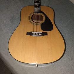 Yamaha Guitar