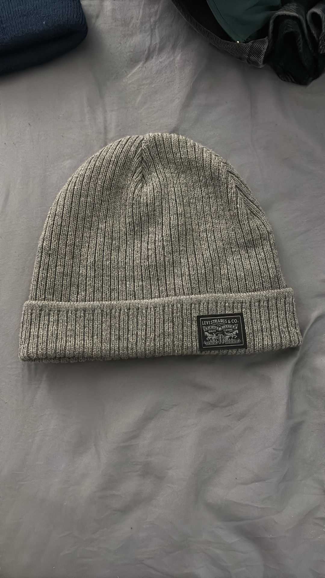 levi’s beanie