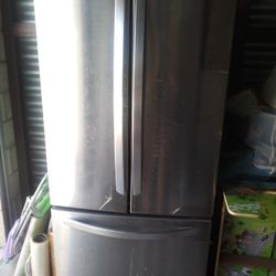 LG French Door Stainless Steel Refrigerator Ice Maker Frost Free Freestanding 
