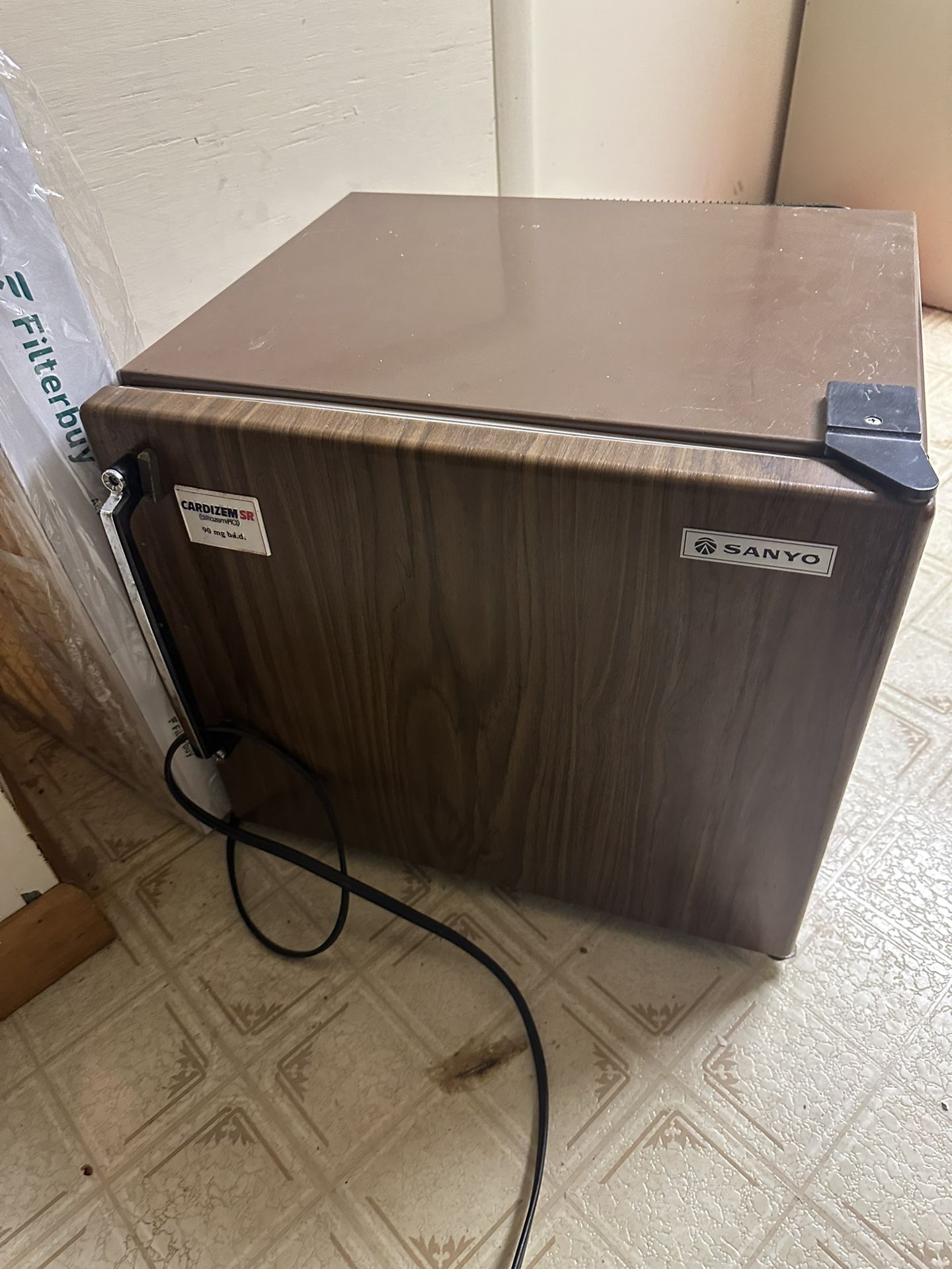 Mini Fridge