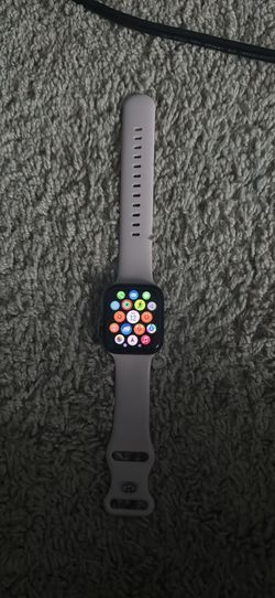 Apple Watch SE (2nd Generation) GPS