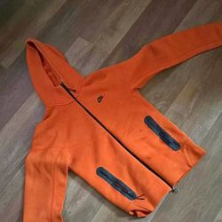Men’s Nike Tech