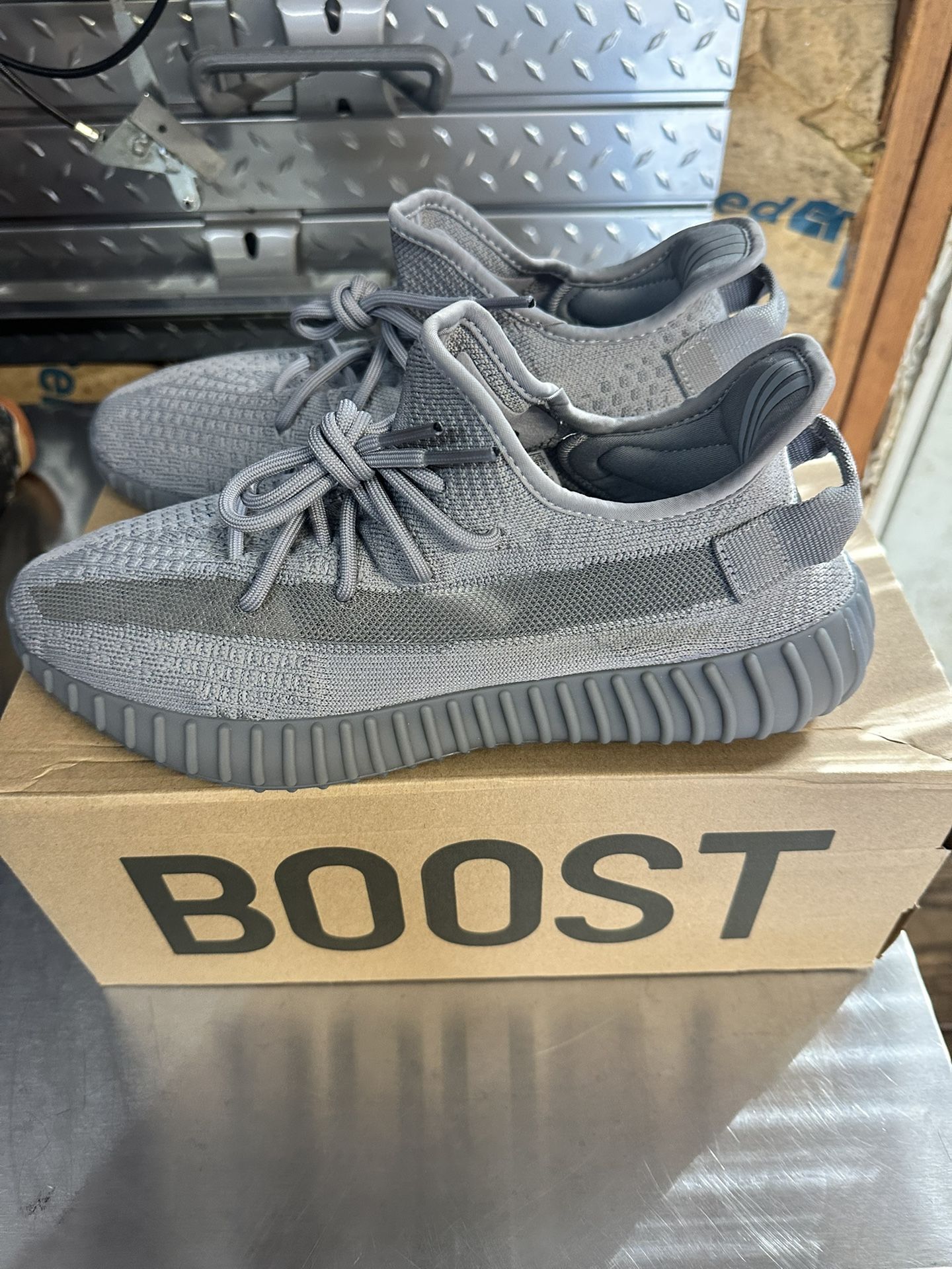 Brand New Adidas Yeezy Boost v2 Steel Grey (Size 10)