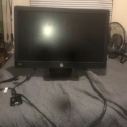 VGA Hp Monitor (free Adapter + Free Vga Cord)