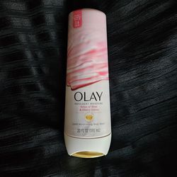 $8 Each (2 Available) Olay Indulgent Moisture Body Wash With Vitamin B3 Notes Of Rose And Cherry 20oz