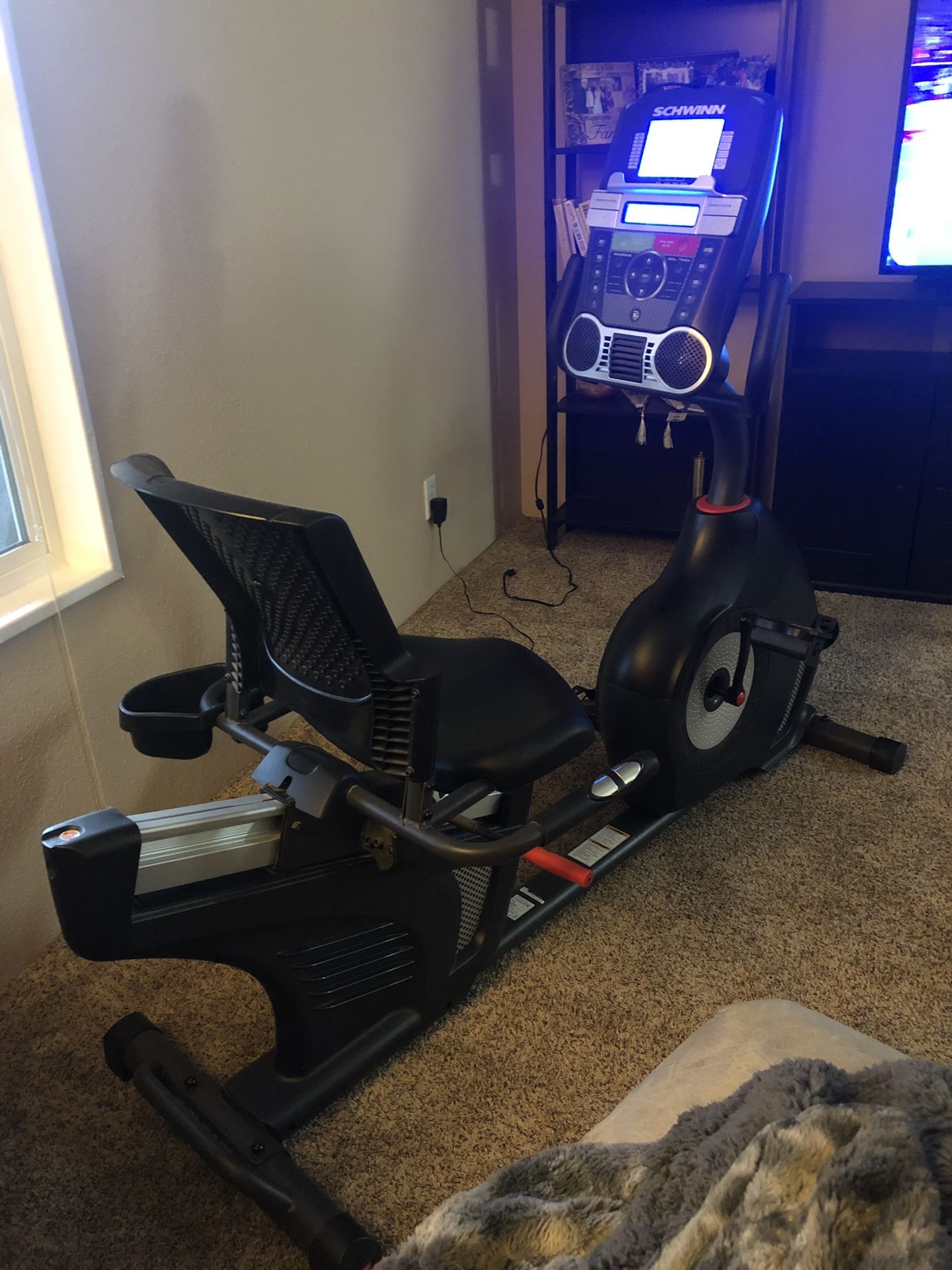 Schwinn 270 Recumbent Exercise Bike in Like New Condition...Can Deliver!