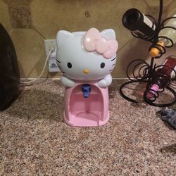 Hello Kitty Water Fountain