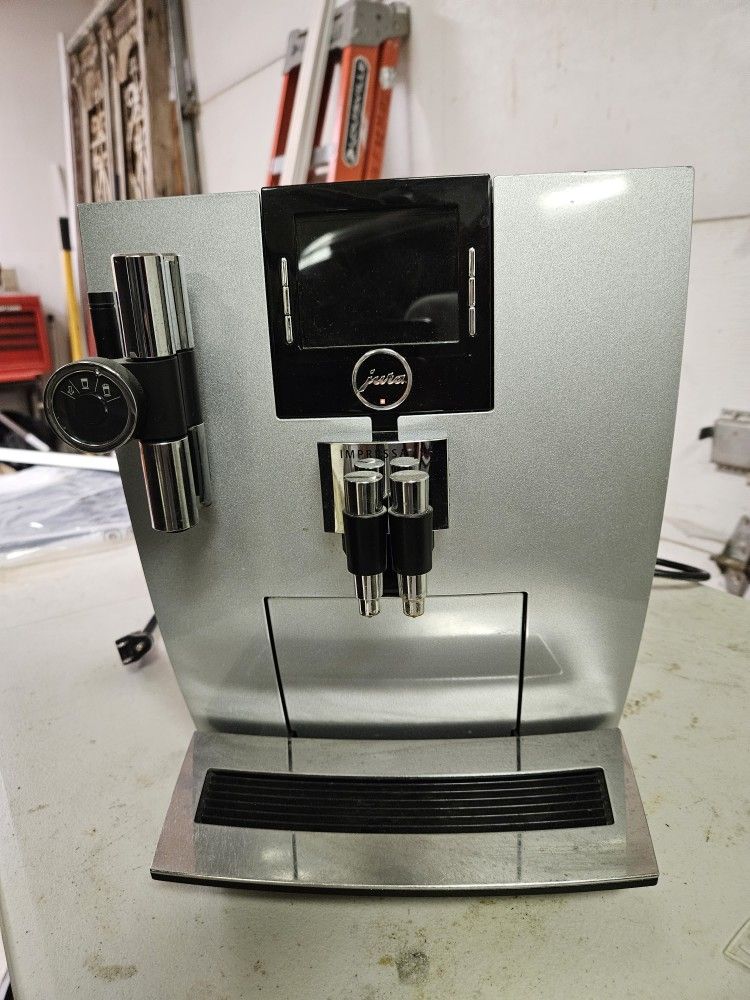 Jura Impressa J9 for Sale in Westlake, OH OfferUp