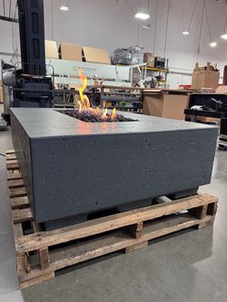 High-end Heavy GFRC Concrete Firegear SAN1 Sanctuary NG Gas Fire Table