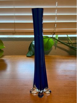Beautiful Murano Style Tall Skinny Vase