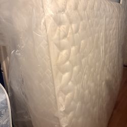 Queen Mattress And Box Spring 