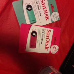 New SANDISK USB  32GB.   $12 Each