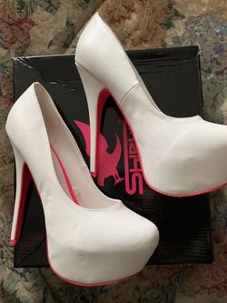 White Pumps w/Neon Pink